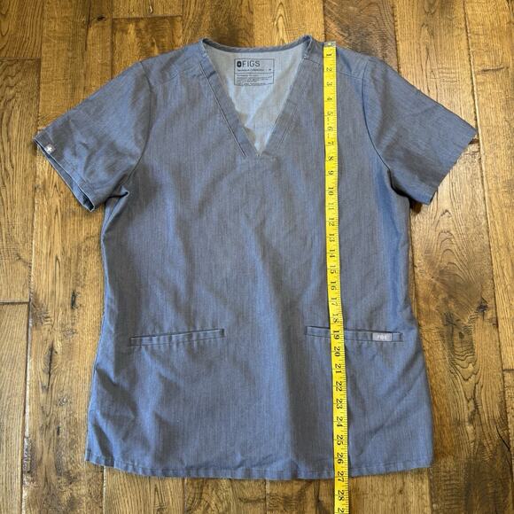 Figs Casma Three Pocket Scrub Top Womens Size M Graphite Gray Medical - Picture 3 of 6